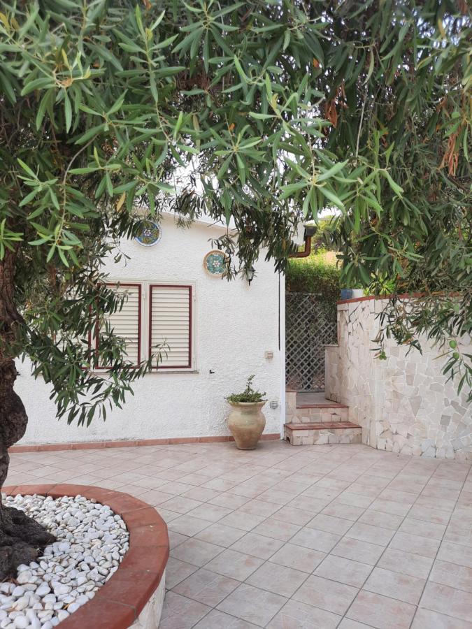 Villa Nina Fontane Bianche Ngoại thất bức ảnh